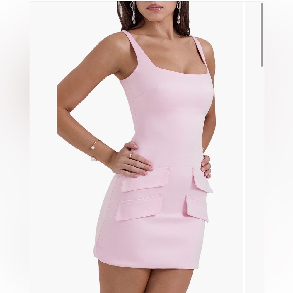 Cosette Sleeveless Satin
Cocktail Minidress house of cb